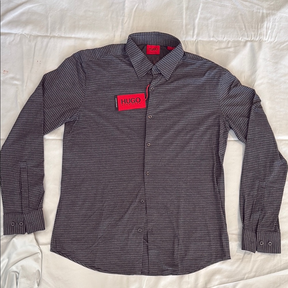 HUGO Black Dress Shirt with Classic Design